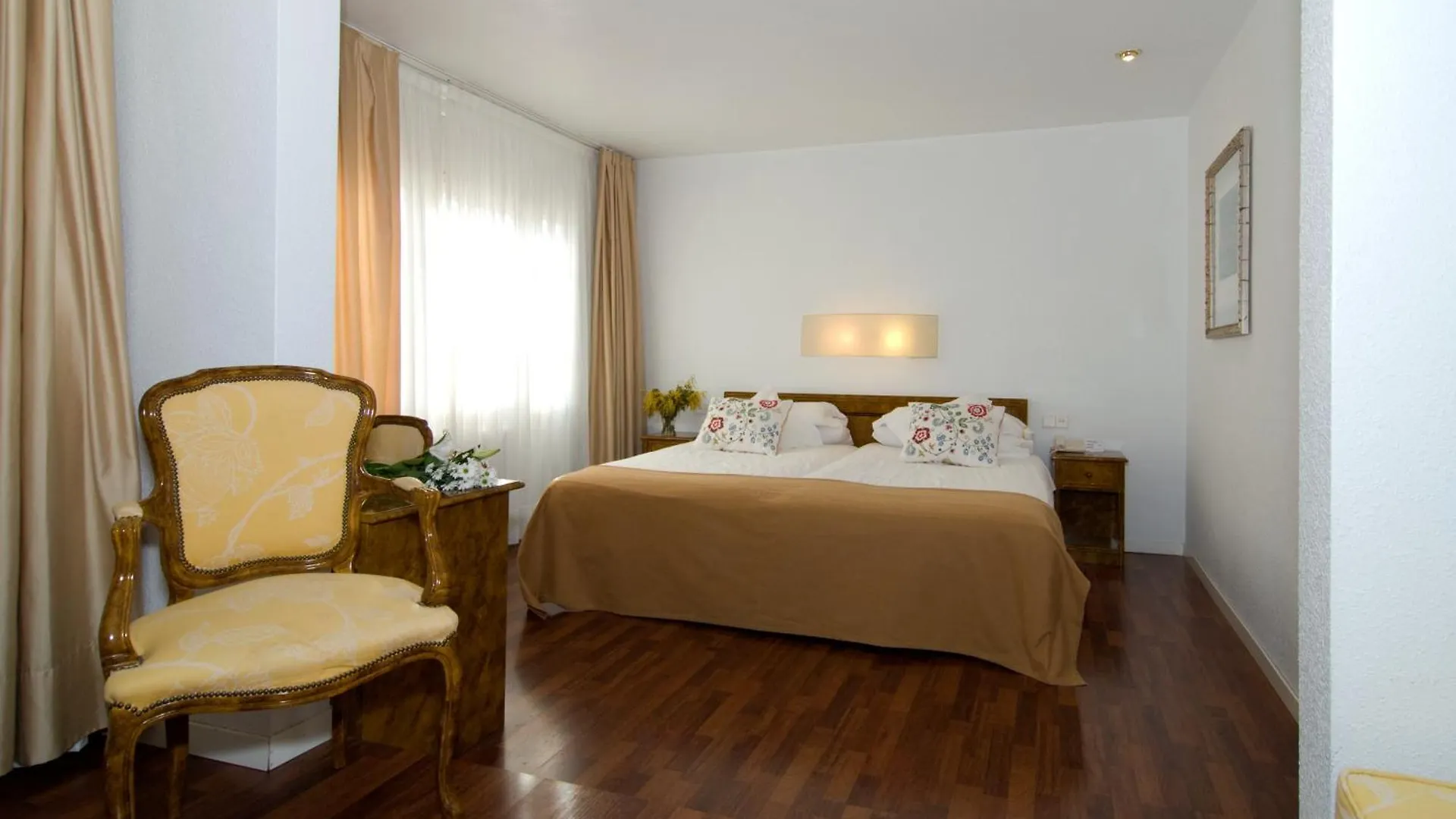 Hotel Pintor Marsà Tárrega Spanje